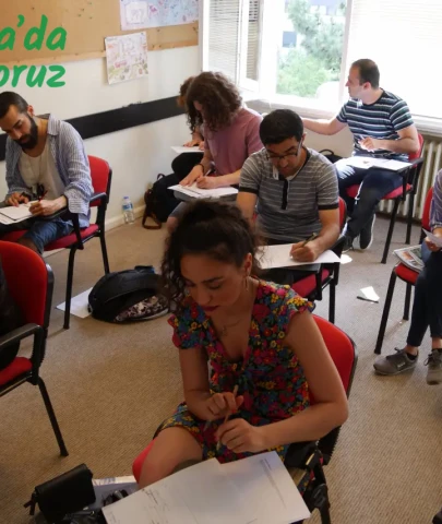 İtalya Dil Okulu Fiyatları: İtalya'da Uygun Dil Eğitimi Seçenekleri