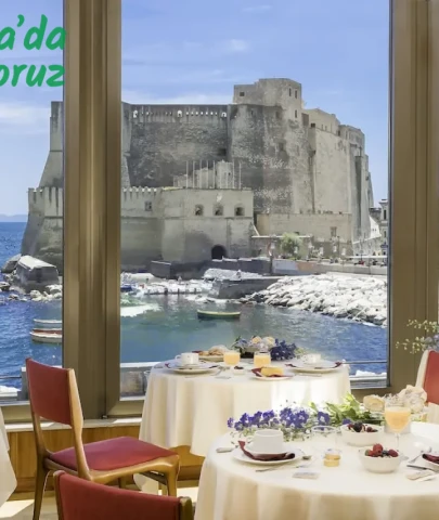 Napoli'de Hoteller: Şehir Merkezine Yakın, Lüks ve Uygun Fiyatlı Konaklama